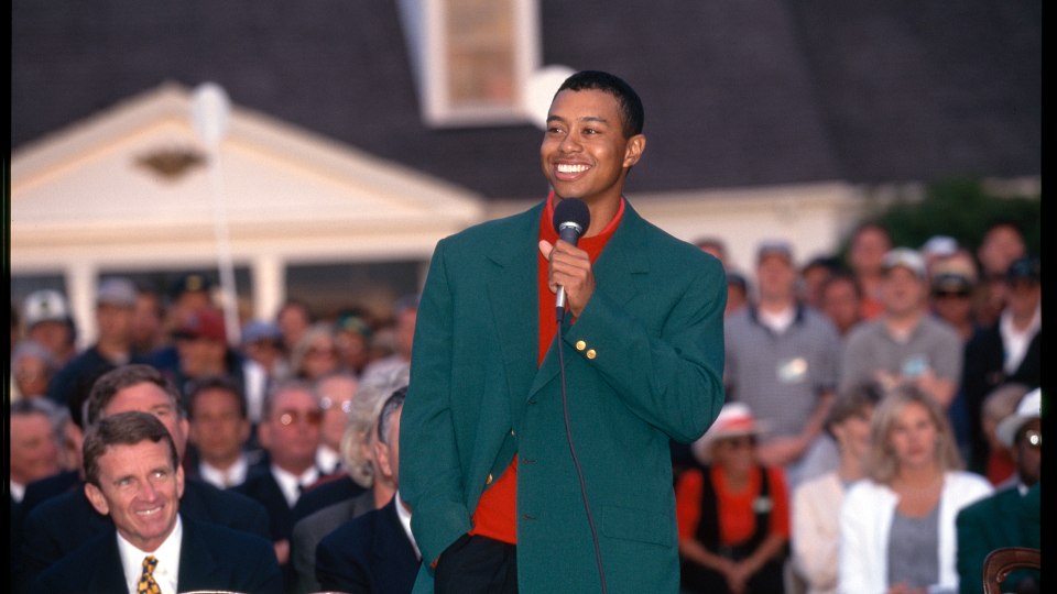 1997: Tiger lächelt verschmitzt. Es war der erste von insgesamt 15 Major Siegen. | © Sam Greenwood/PGA TOUR