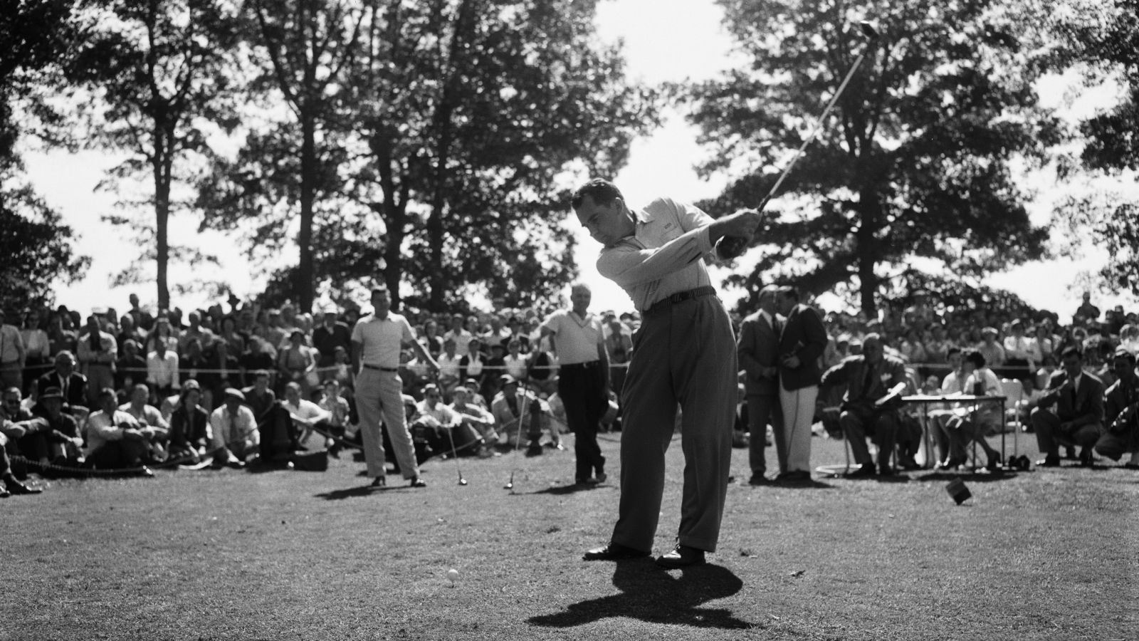 Richard Nixon beim Golfen im Jahr 1954. © Getty Images