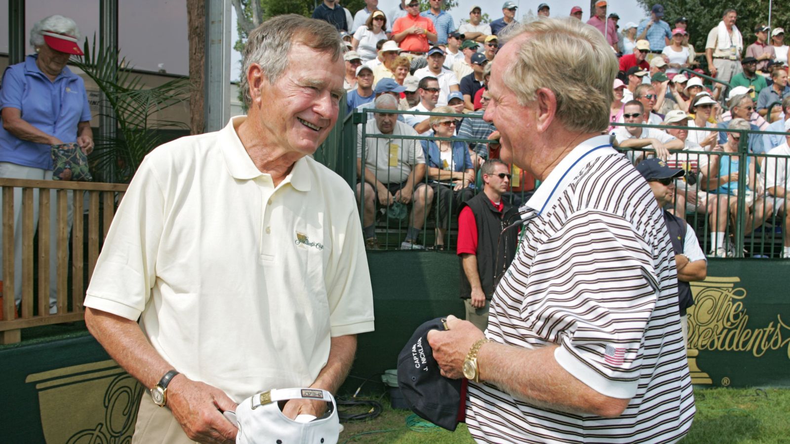 George H.W. Bush spielte ebenfalls leidenschaftlich gerne Golf. © Stan Badz/Getty Images