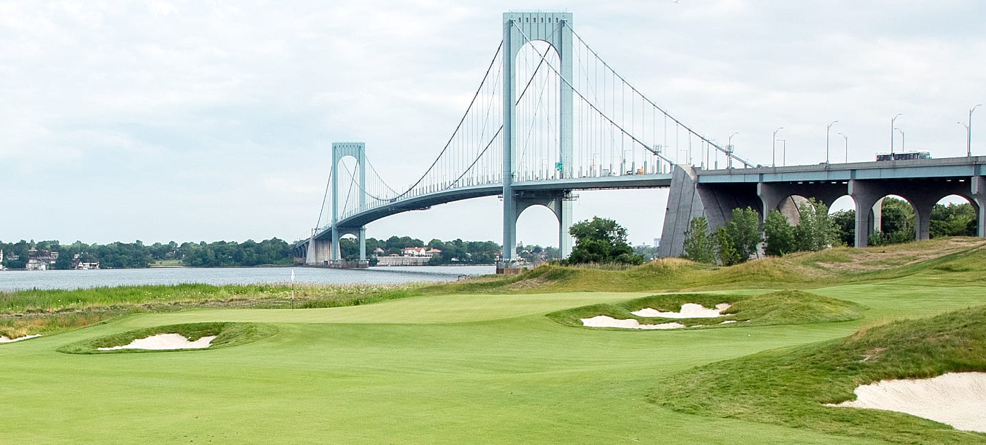 Bally’s Golf Links at Ferry Point