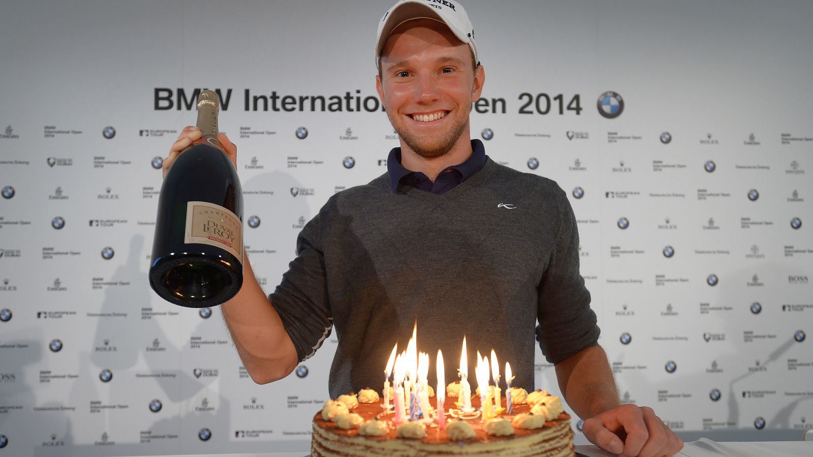 2014 - Max Kieffer feiert seinen 24. Geburtstag mit Freunden und Sponsoren bei der BMW International Open in Köln. | © Marc Runnacles/Getty Images
