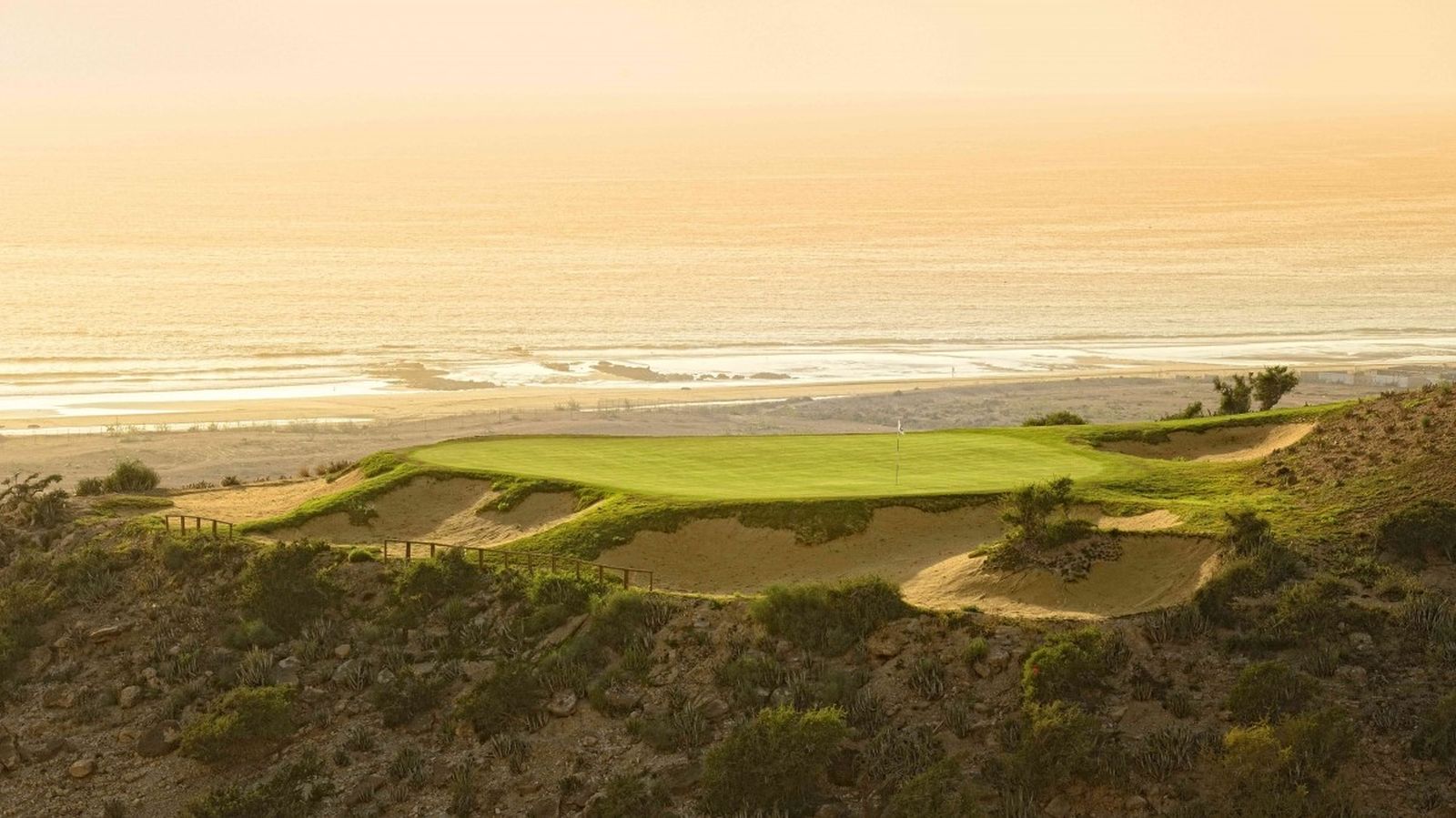 Marokko bietet herrliche Plätze am Meer wie beispielsweise die Anlage von Tazegzout Golf, 20 Minuten nördlich von Agadir. © Tazegzout Golf