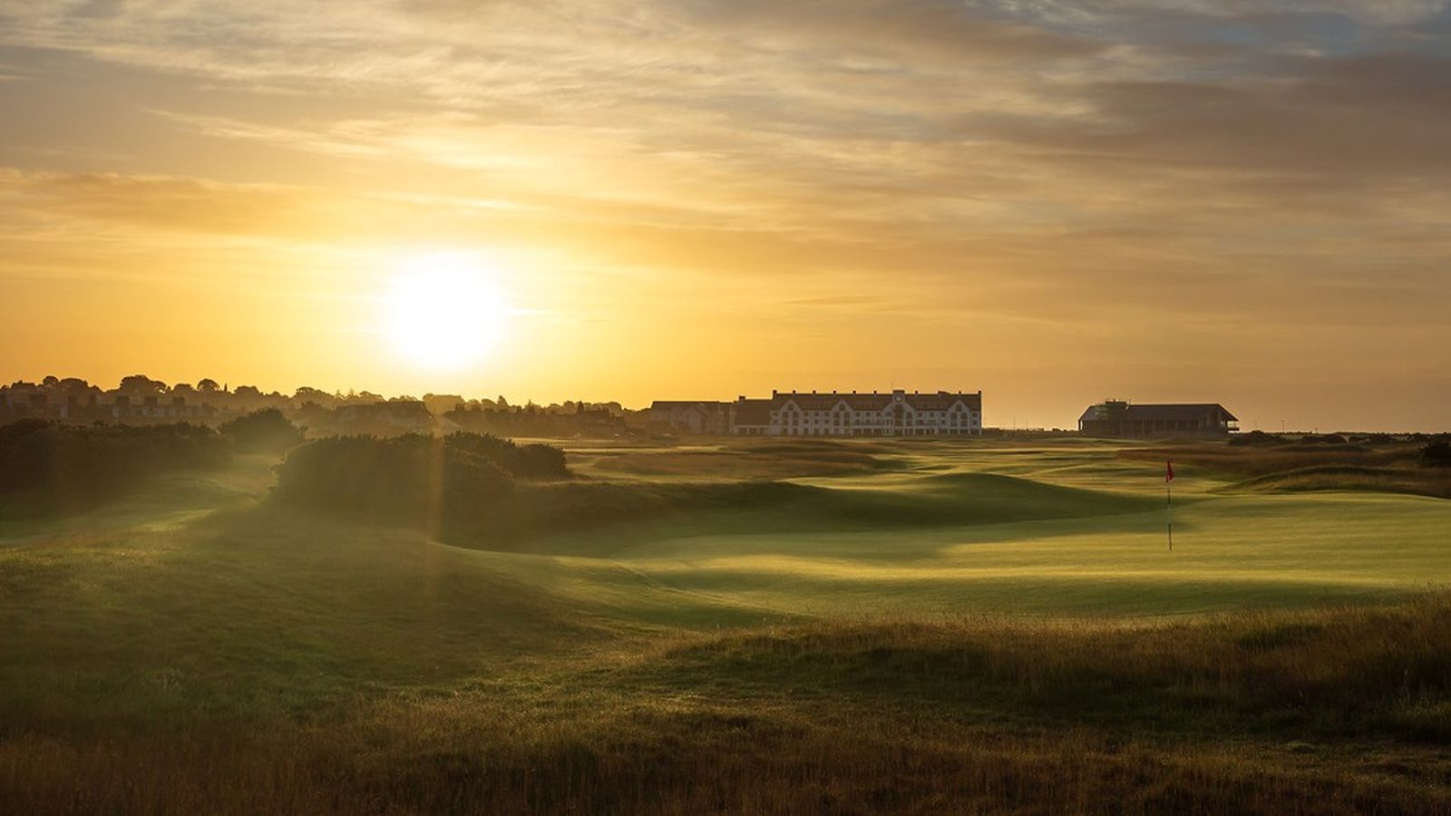 Mehrfach bei den Scottish Tourism Awards ausgezeichnet wurde der Championship Course der Carnoustie Golf Links.