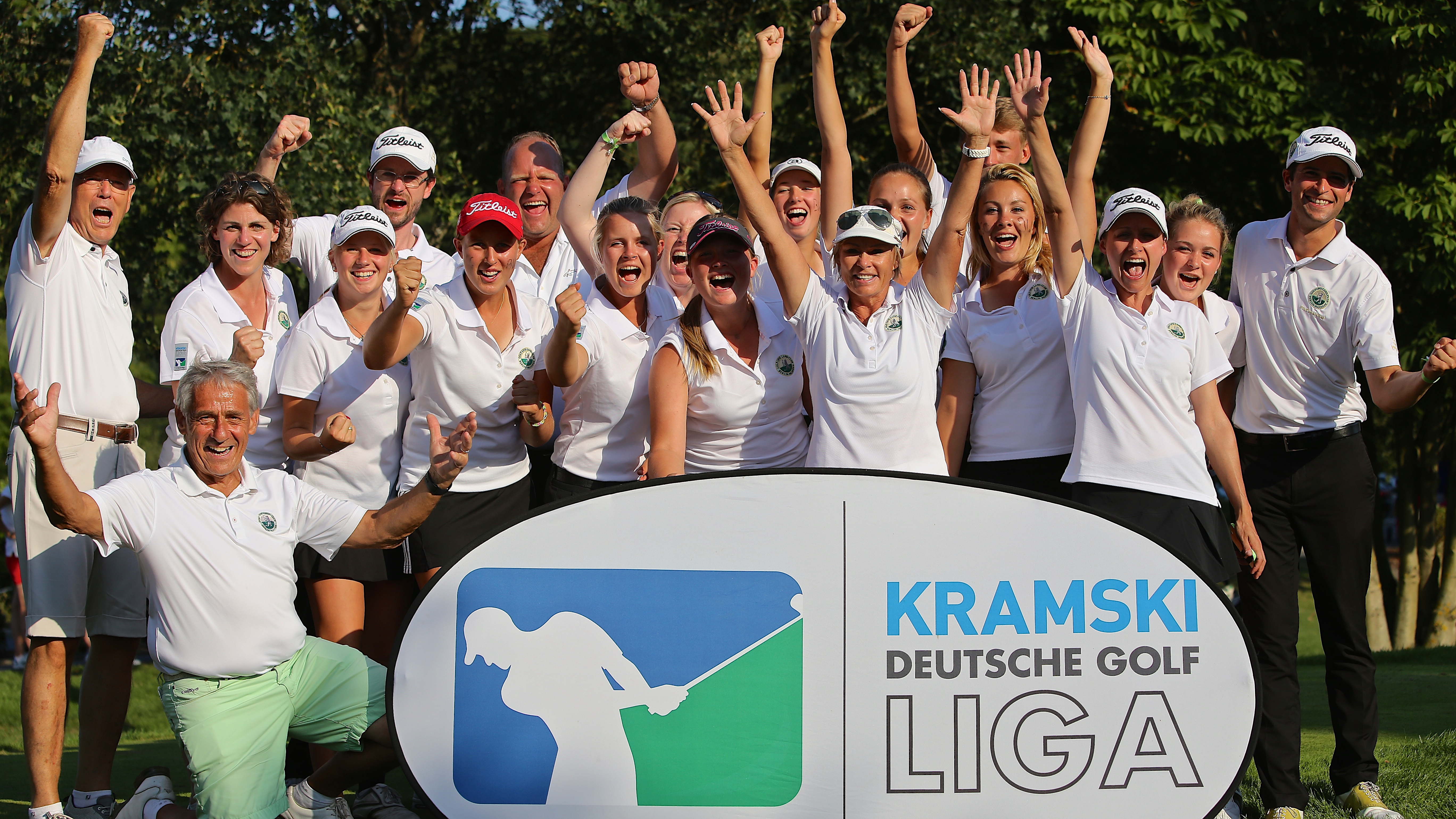 Das Team des G&LC Berlin-Wannsee gewinnt die Deutschen Mannschaftsmeisterschaften der Damen 2015. (Foto: DGV/ Tiess) | © (Foto: DGV/ Tiess)