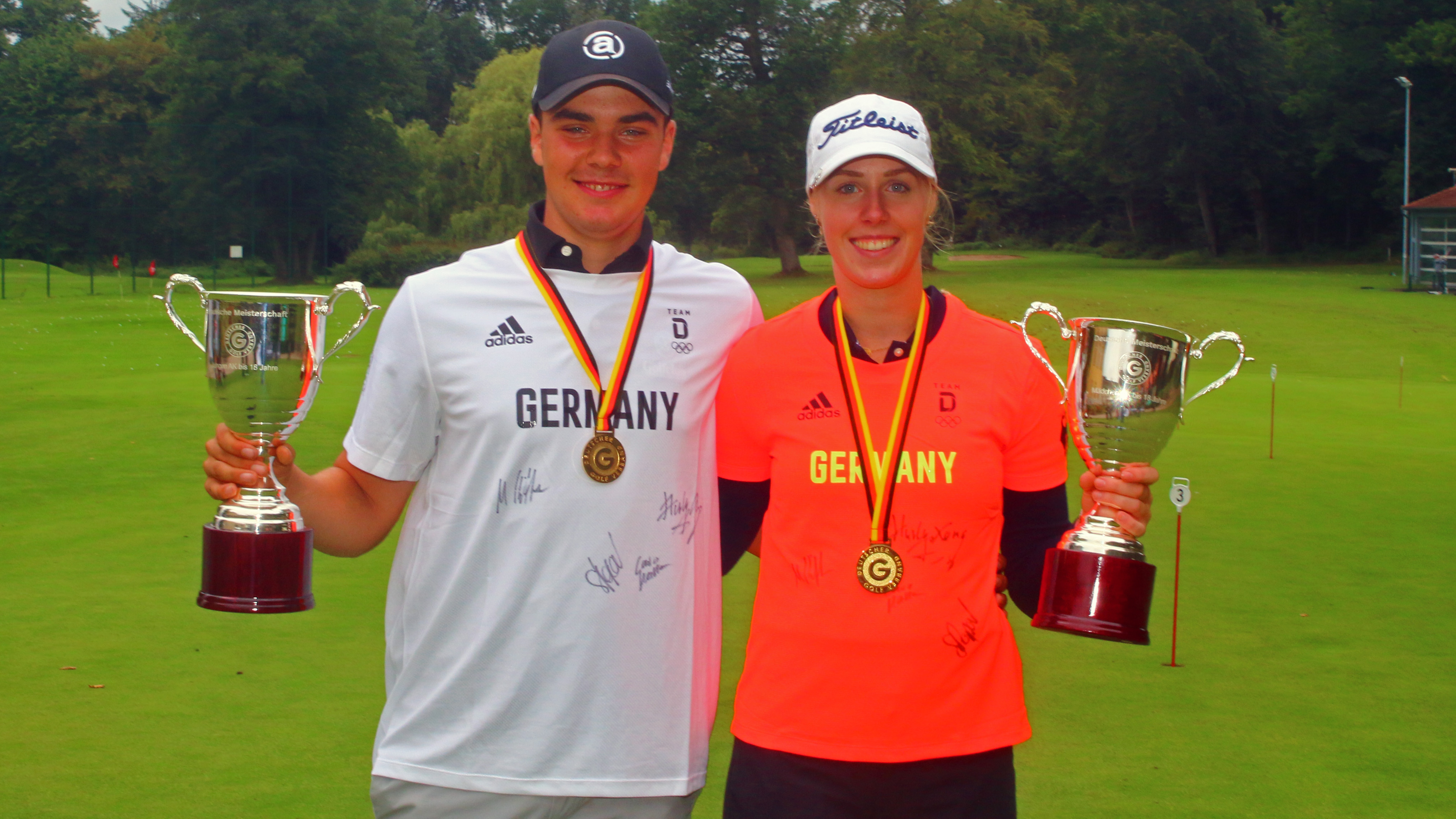 Tom Haberer vom GC Hannover und Leonie Wulfers vom Hamburger GC sind Deutsche Meister AK 18